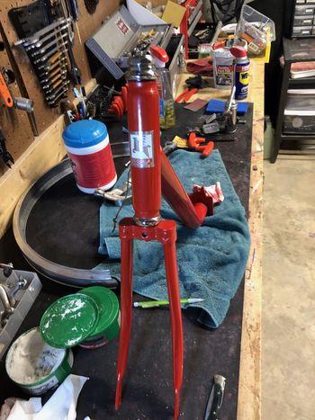 At this point buffing and polishing was complete and a new Tange headset was in place, along with the headstock decal. 