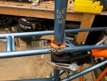 Rust on the Peugeot. Bad rust.