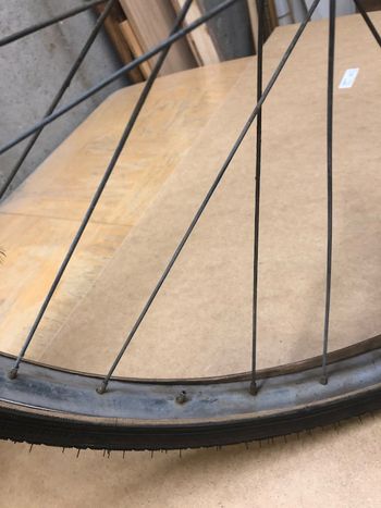 I think I should be seeing a spoke here. Amazingly, the Raleigh steel rim was still surprisingly true.